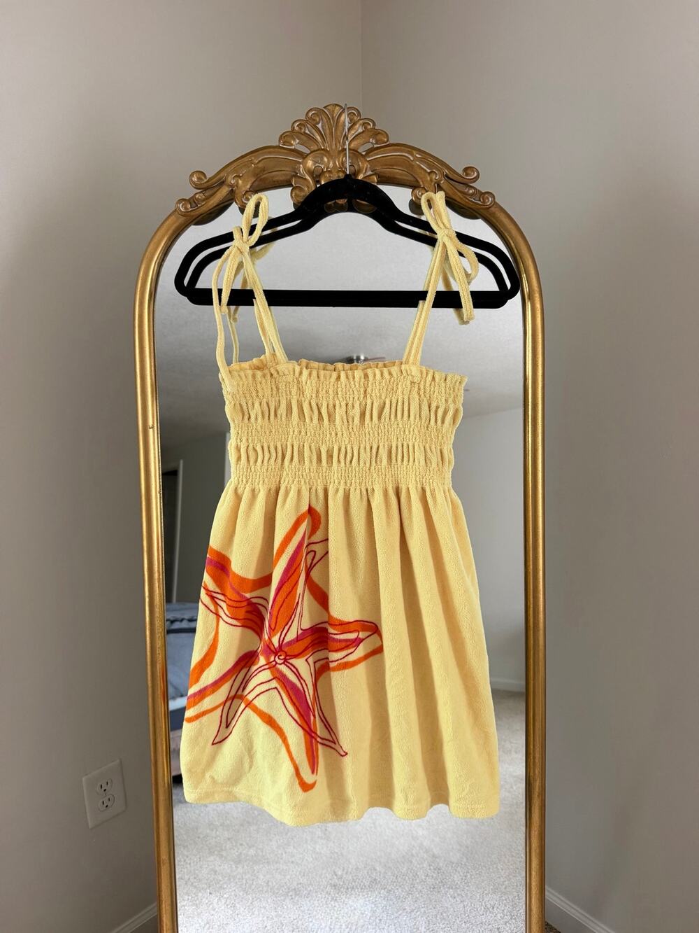 Vintage Y2K Srcret Treasures Yellow Starfish Babydoll Terry Cloth Strap Tank Top